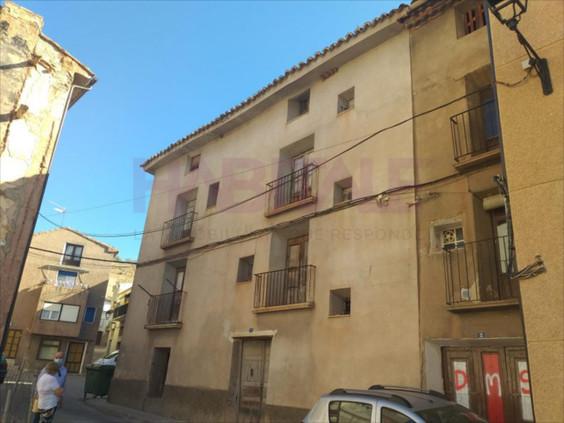 BREA DE ARAGON. SOLAR URBANO