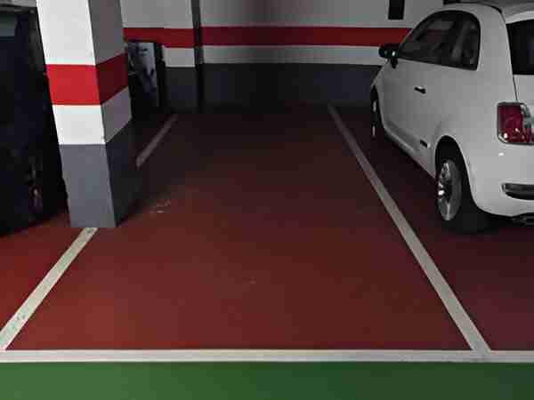 Garaje en venta en calle de María Guerrero 26, Zaragoza